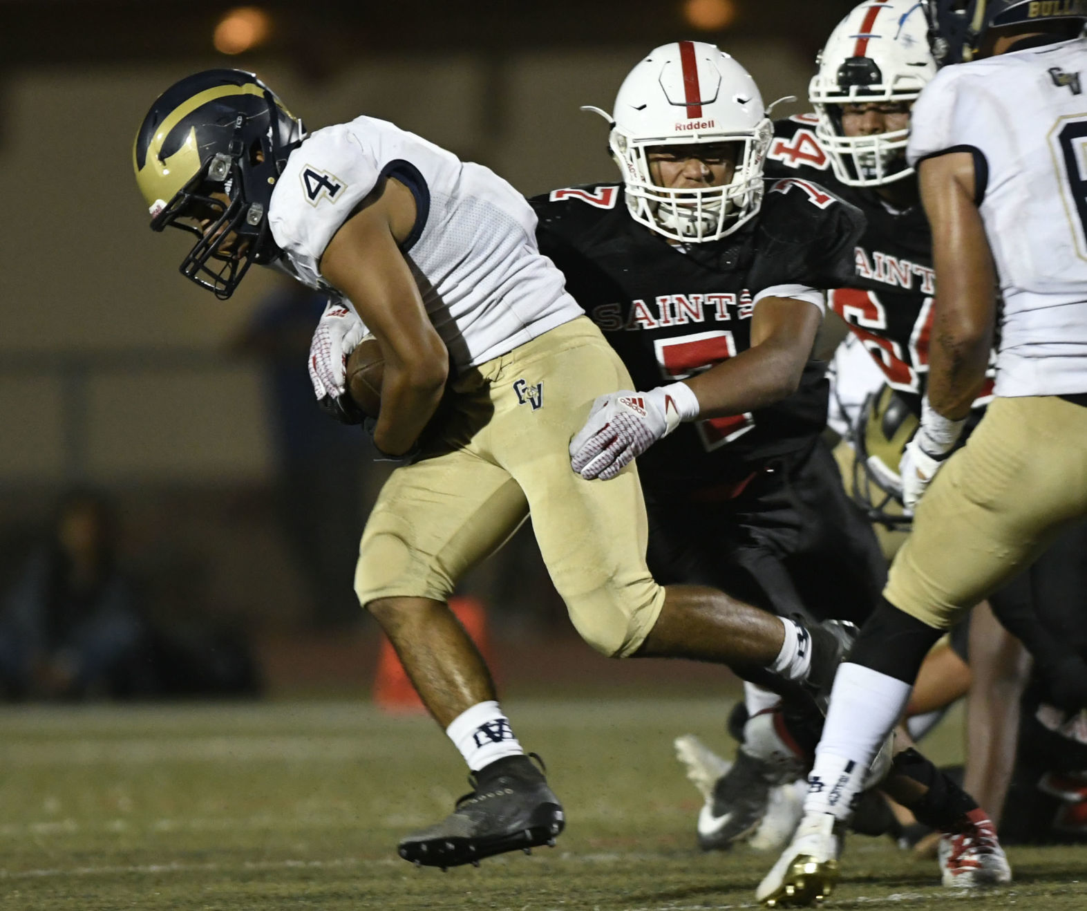 091319 GV SM football 13.jpg